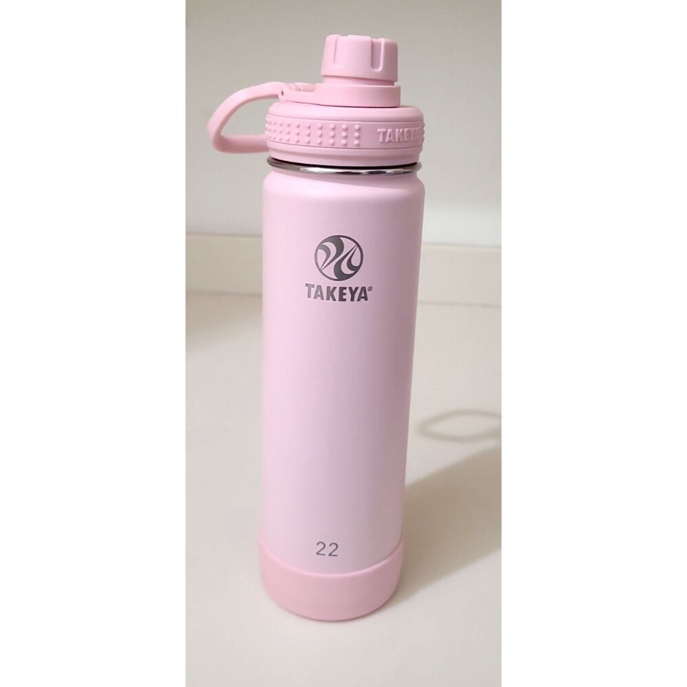Takeya Pink 22 oz Water Bottle Travel Mug BPA Free w/ Silicone Bottom Cover